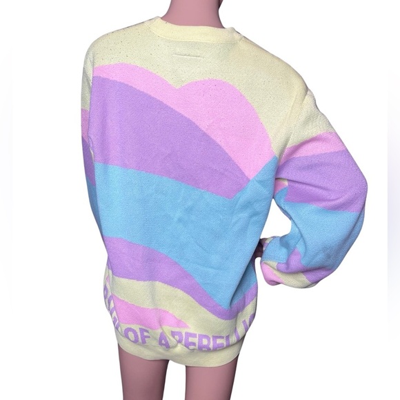Majestik Sweater - Rage Of A Rebellion - Multi Pastel - SW2235 Size Medium - Picture 10 of 14
